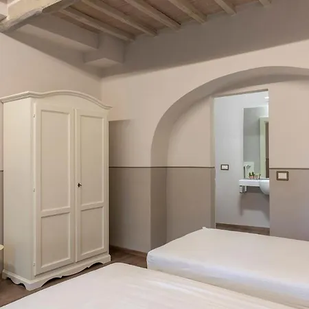 Villa Finestra Su 16, Emma *