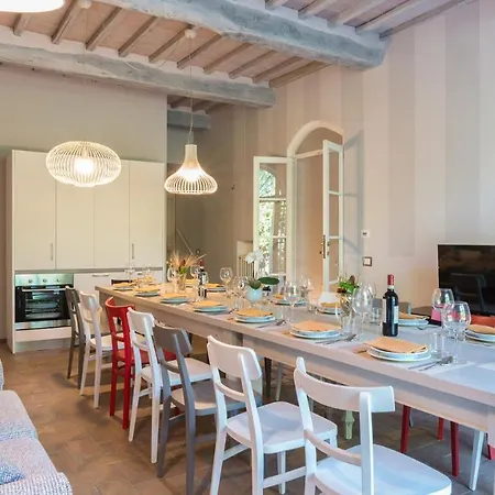 Finestra Su 16, Emma וילה