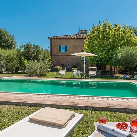 Finestra Su 16, Emma * سيينا