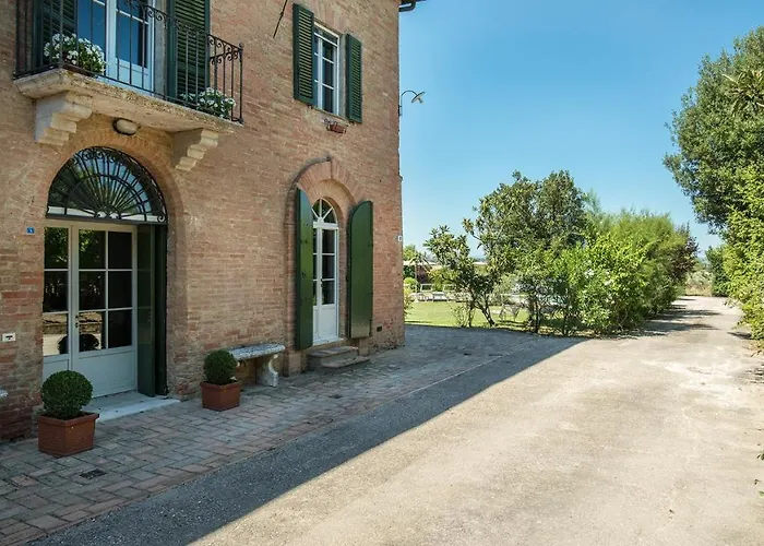 Finestra Su 16, Emma