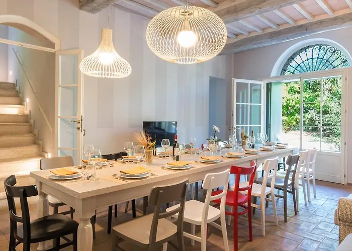 Finestra Su 16, Emma Вилла Сиена