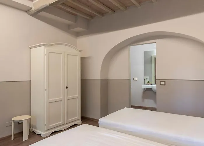 Villa Finestra Su 16, Emma *