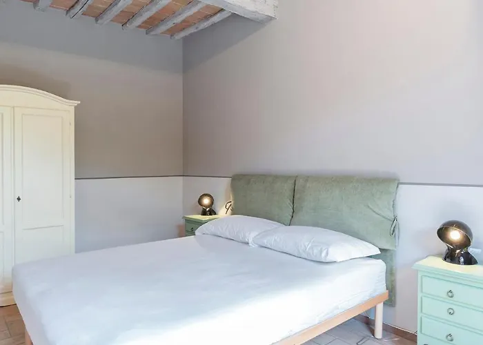 Finestra Su 16, Emma Villa *