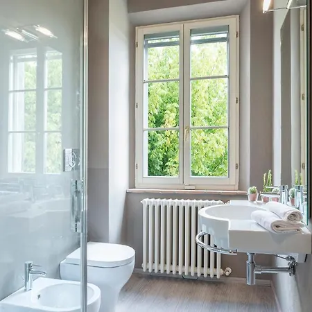 Villa Finestra Su 16, Emma *