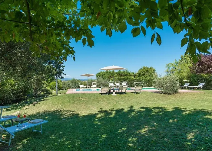 Vila Finestra Su 16, Emma Siena