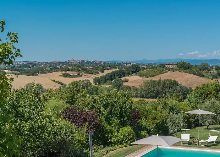 Finestra Su 16, Emma Vila