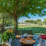 Finestra Su 16, Emma *