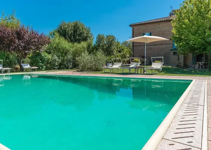 Vila Finestra Su 16, Emma Siena