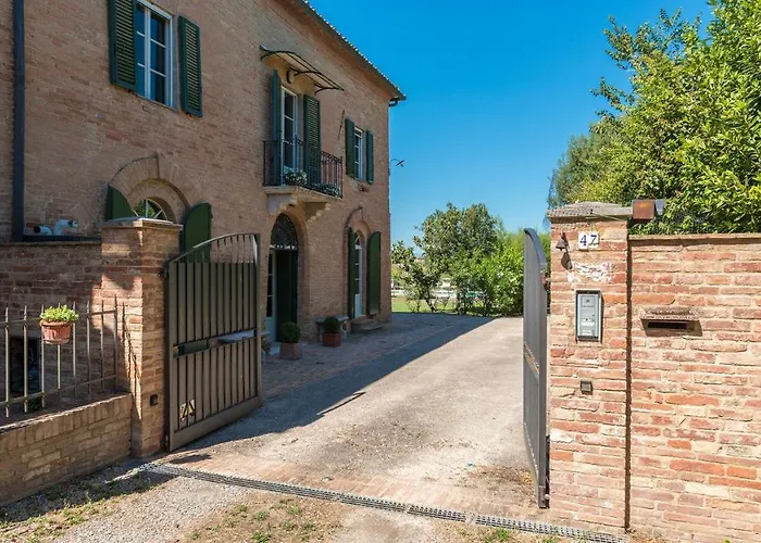 Finestra Su 16, Emma * Siena